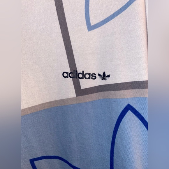 Adidas XL T-Shirt - Picture 3 of 3